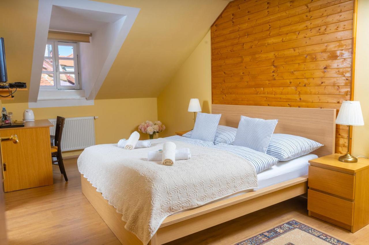 Penzion U Hradku Kutná Hora Extérieur photo