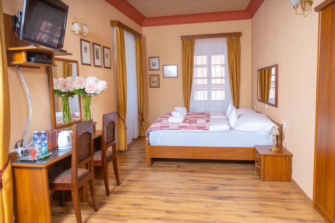 Penzion U Hradku Kutná Hora Extérieur photo